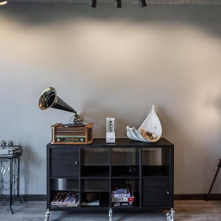 Manto Loft Style Apartment Klaipeda Bagian luar foto