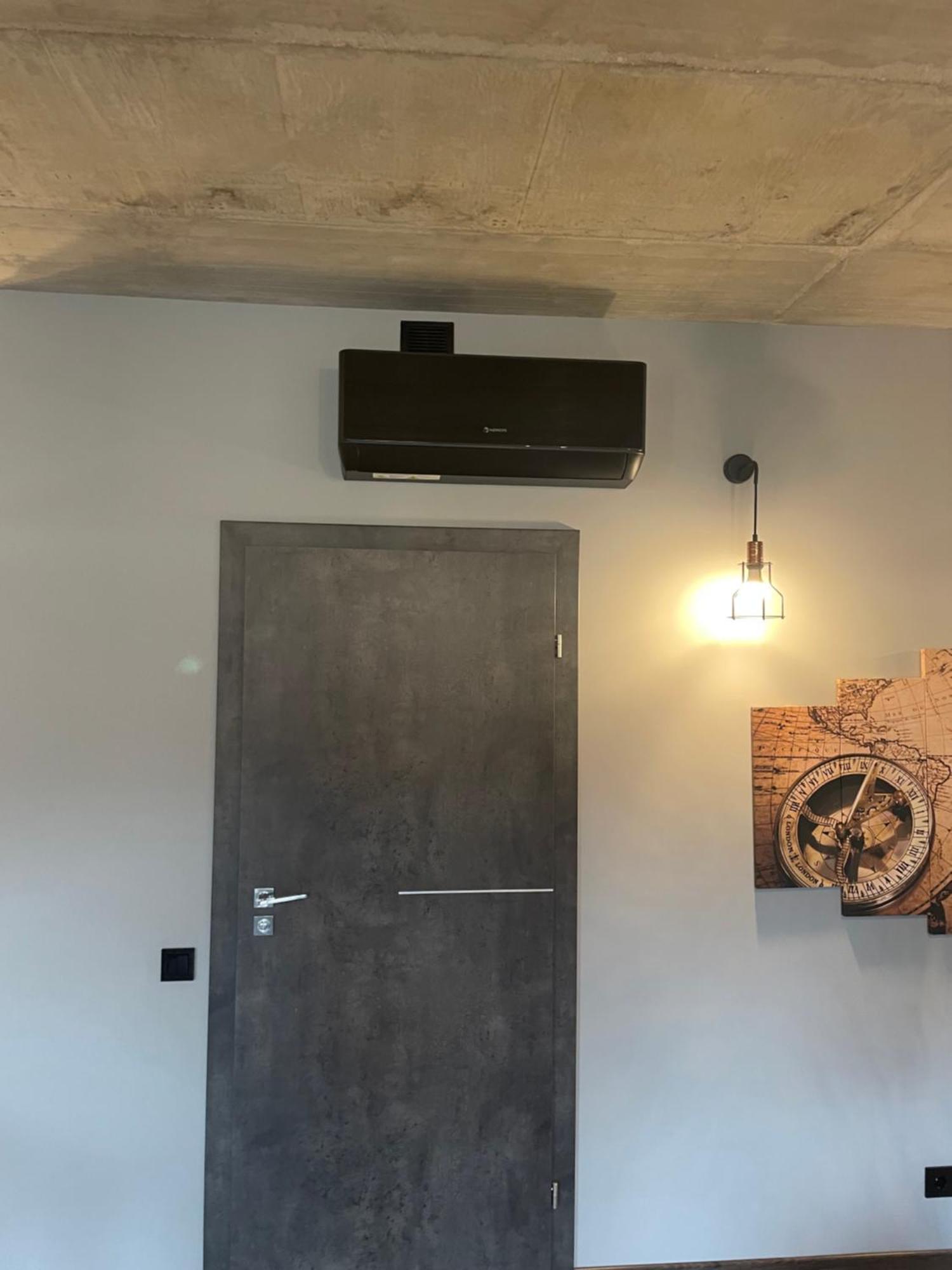 Manto Loft Style Apartment Klaipeda Bagian luar foto